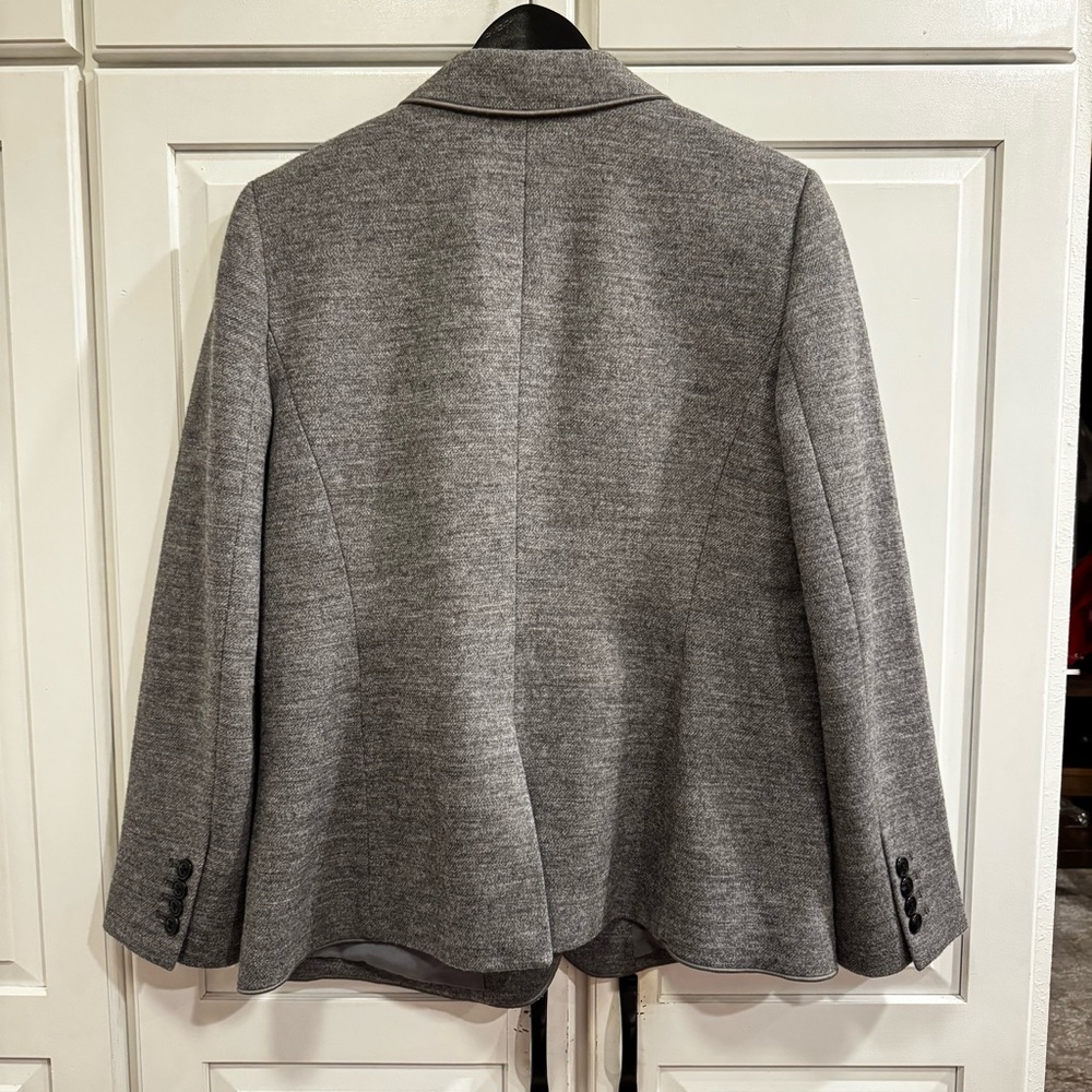 Ann Taylor Classic Charcoal Gray Blazer. Size 12 P - Picture 2 of 11